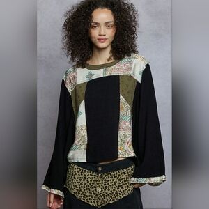 #909 Long Sleeve Double Gauze Printed Woven Contrast Top